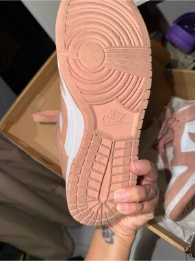 Nike Pink and White Low-Top Sneakers - Soft Rose Interior